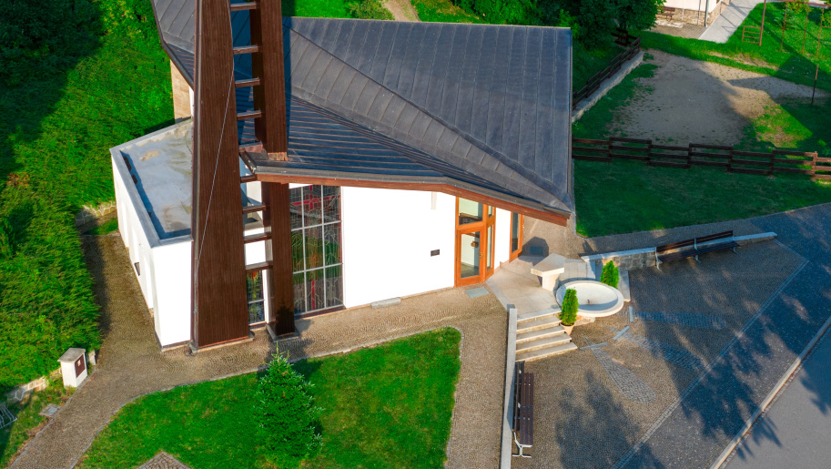 Pouť smíření farnosti Jaroměřice za oběti případu „Babice“